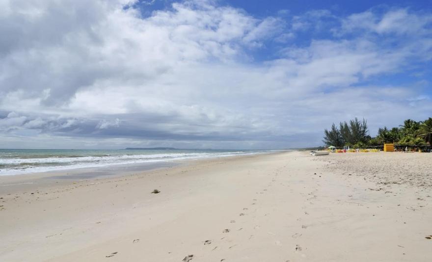 Chales Suites Pe Na Areia กวายบิม ภายนอก รูปภาพ